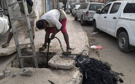 مؤسسة المياه تواصل جهودها لتصفية المناهل الرئيسية في المنصورة