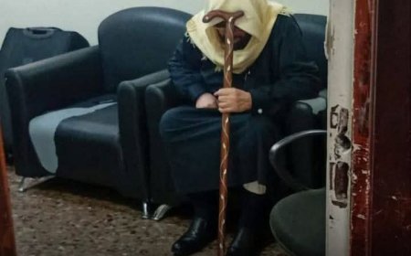 اعتقال مفتي نظام الأسد أحمد حيوان بمطار دمشق قبيل مغادرته سوريا