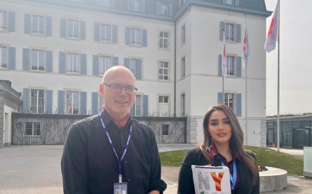 باسندوة تلتقي مسؤول في الصليب الأحمر في جنيف لمناقشة معاناة المعتقلين في سجون الحوثي