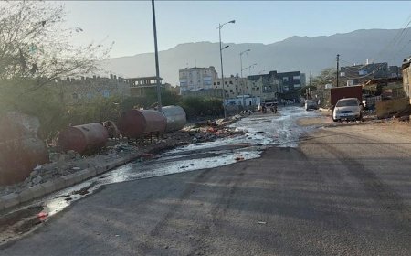 مياه الصرف الصحي تُغرق شوارع لودر الرئيسية