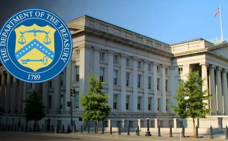 الحكومة اليمنية.. ترحب بالعقوبات الأمريكية الجديدة على شبكة تمويل للحوثيين