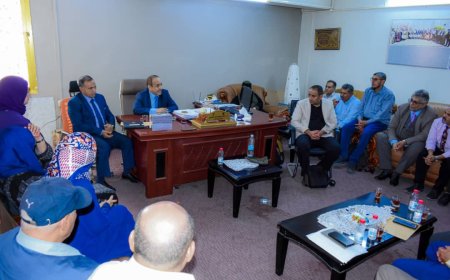 في إطار التحضير للمؤتمر الطلابي العلمي الأول،، وزير التعليم العالي يزور جامعة عدن