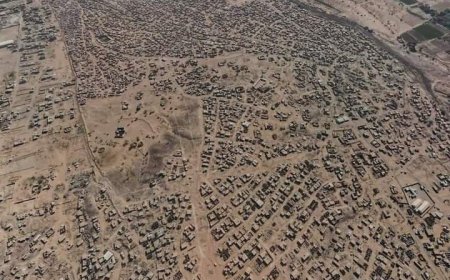  أكثر من نصف مليون نازح يمني سيفقدون دعم المأوى والخدمات الأساسية 