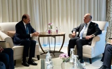 وزير عراقي في مهمة إيرانية!