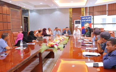 المكتب التنفيذي لمديرية خور مكسر يعقد اجتماعه الدوري لشهر مارس ويناقش تقرير مكتب الشباب والرياضة