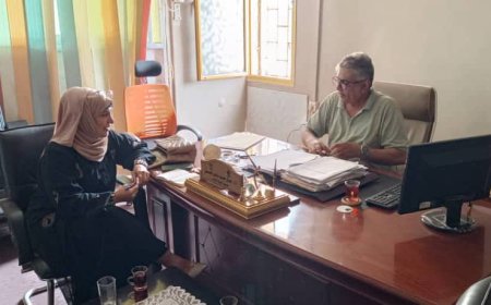 لتعزيز الجانب العملي،، عميد كلية الآداب بجامعة عدن يلتقي المدربة حنان الشعيبي