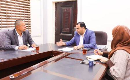 "وزارة الشباب والرياضة" و "منظمة العمل الدولية" يناقشان مشروع إنشاء مراكز شبابية