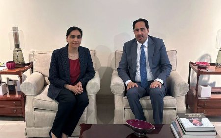 الوزير البكري يبحث مع السفيرة البريطانية تعزيز التعاون ودعم الشباب
