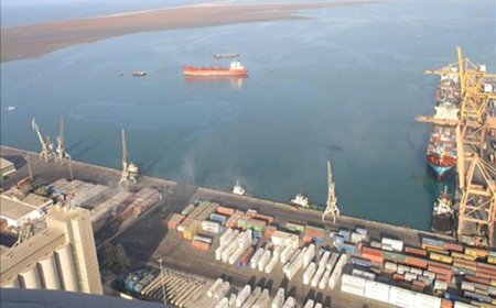 الجيش الأميركي :  تدمير ميناء رأس عيسى في الحديدة بالكامل .. تفاصيل