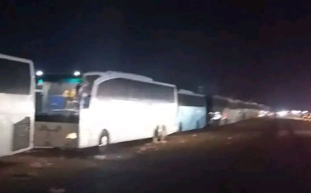 معاناة المسافرين في منفذ الوديعة