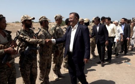 برلمانيون يتفقدون جبهات الحديدة ويؤكدون: تحرير المحافظة مفتاح النصر لصنعاء