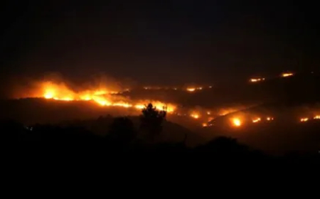 نتنياهو يطلب المساعدة من الدول المجاورة لإخماد الحرائق!