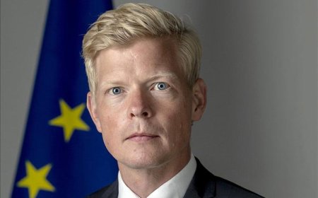 المبعوث الأممي يلتقي بقيادات "الحوثي" ومسؤولين عمانيين في مسقط ويجدد الدعوة للإفراج عن المحتجزين