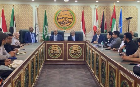 افتتاح الدورة التدريبية الثانية للباحثين اليمنيين بالجامعات المصرية حول الرسائل العلمية