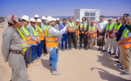 هشلة يدشّن أعمال تركيب محطات التحويل الفرعية لمشروع الطاقة الشمسية في شبوة