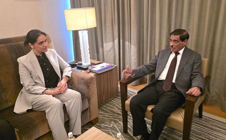 البحسني يبحث مع السفيرة البريطانية مستجدات الأوضاع المحلية والإقليمية