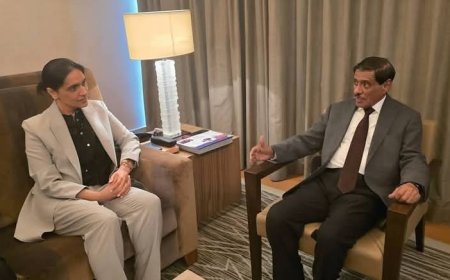 عضو مجلس القيادة الرئاسي البحسني يبحث مع سفيرة المملكة المتحدة مستجدات الأوضاع المحلية والإقليمية