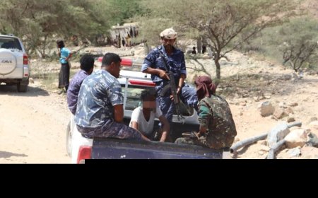 أمن المكلا يلقي القبض على المعتدي على بائع الآيسكريم ويواصل ملاحقة بقية المتورطين