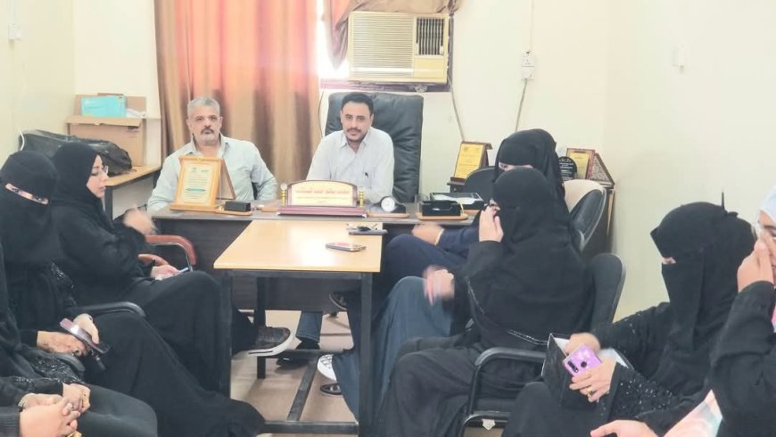 في أول يوم دوام بعد اجازة عيدالفطر موظفو مكتب التعليم الفني والتدريب المهني م/عدن يؤدون عملهم بكل همه ونشاط