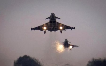 مليشيا الحوثي تعلن تعرضها لـ1300 غارة أمريكية وتطالب بتدخل دولي عاجل لإنقاذها