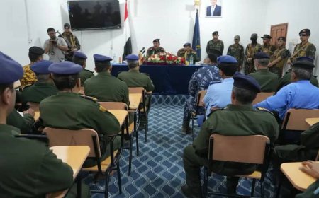 وزير الداخلية في زيارة تفقدية لشرطة محافظة مأرب