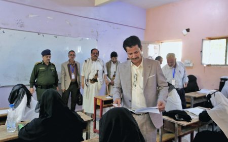 نائب وزير التربية"العباب" يدشن اختبارات الثانوية العامة بمأرب