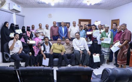 بمناسبة عيد العمال.. مؤسسة مياه عدن تكرم 49 موظفًا وموظفة تقديرًا لتفانيهم في العمل