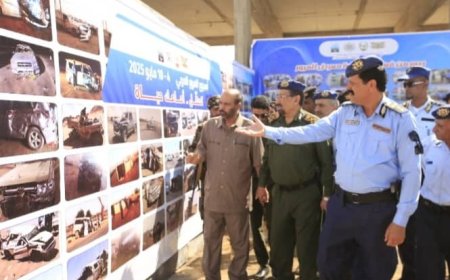 الباكري يفتتح معرض الصور التوعوي بمناسبة أسبوع المرور العربي بمأرب.
