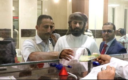 وفاءً للوعد..وزارة الأوقاف والإرشاد تبدأ تسليم المبالغ المستردة لحجاج بلادنا عن موسم 1445هـ