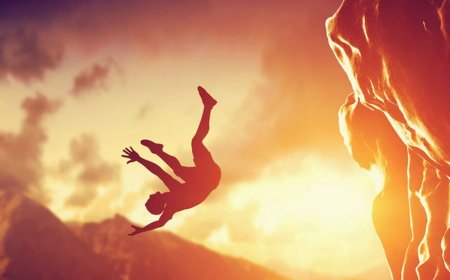 امام طفلتيه.. زوج يرمي زوجته من الدور الخامس !