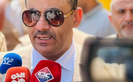 عدن: رئيس هيئة النقل يدشن تفويج أولى رحلات حجاج بلادنا إلى الاراضي المقدسة