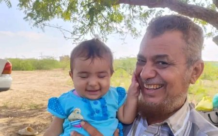 مدير الإعلام في وزارة التربية والتعليم محمد الدباء يعزي الأستاذ أنور الشعبي بوفاة شقيقه الدكتور حامد