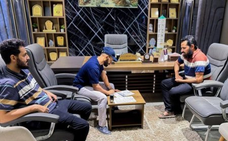 السلطة المحلية بصيرة توقّع عقدين لتنفيذ مشروعين خدميين في المديرية