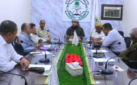 سيئون : اجتماع مشترك للتحضير لحملات التوعية المجتمعية حول الحكم الذاتي بحضرموت