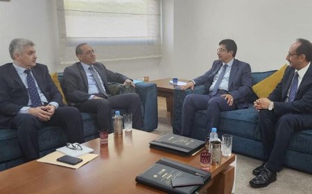 بجاش يبحث مع مسؤولين في الخارجية المغربية تعزيز العلاقات الثنائية وتنسيق المواقف الدولية