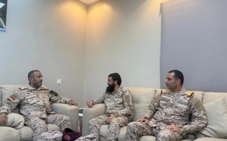 رئيس هيئة الأركان العامة يطلع على الأوضاع الميدانية في محور مران