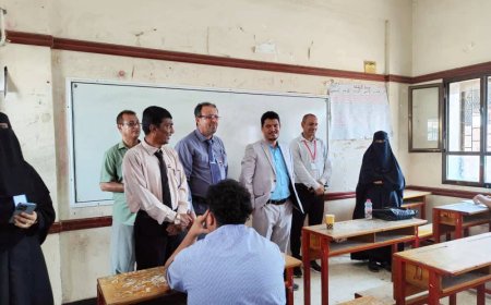 خلال تفقده عدد من المراكز..  مدير عام البريقة يشيد بنجاح العملية الامتحانية لطلاب الثانوية العامة