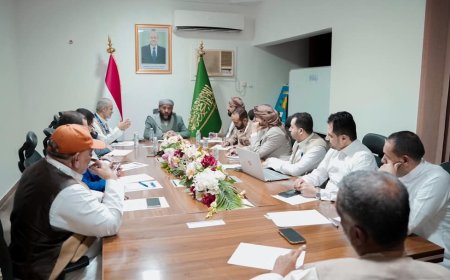 وزير الأوقاف والإرشاد يترأس اجتماعاً للجنة العليا للحج بمكة المكرمة