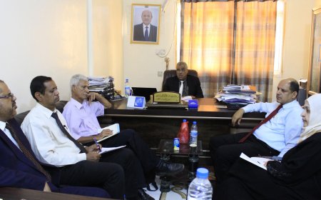 الوكيل باسليم يناقش مع أعضاء اللجنة العليا لتصنيف الجامعات التحضيرات النهائية لحفل التكريم وورشة عمل التقييم
