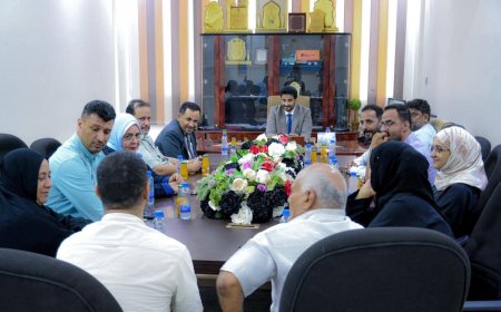 نائب وزير النقل يتفقد سير العمل في الهيئة العامة لتنظيم شؤون النقل البري بعدن ويعقد اجتماعا بقيادتها