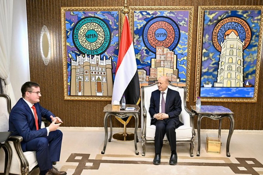قبل (قمة موسكو) المرتقبة.. الرئيس العليمي يعزّز شراكة اليمنية الروسية 
