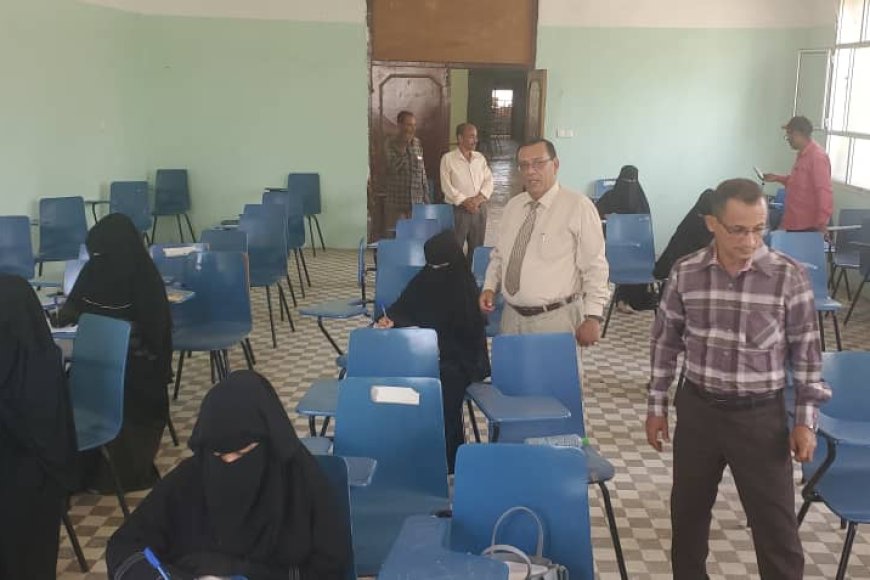 كلية الضالع الجامعية تدشن امتحانات الفصل الثاني