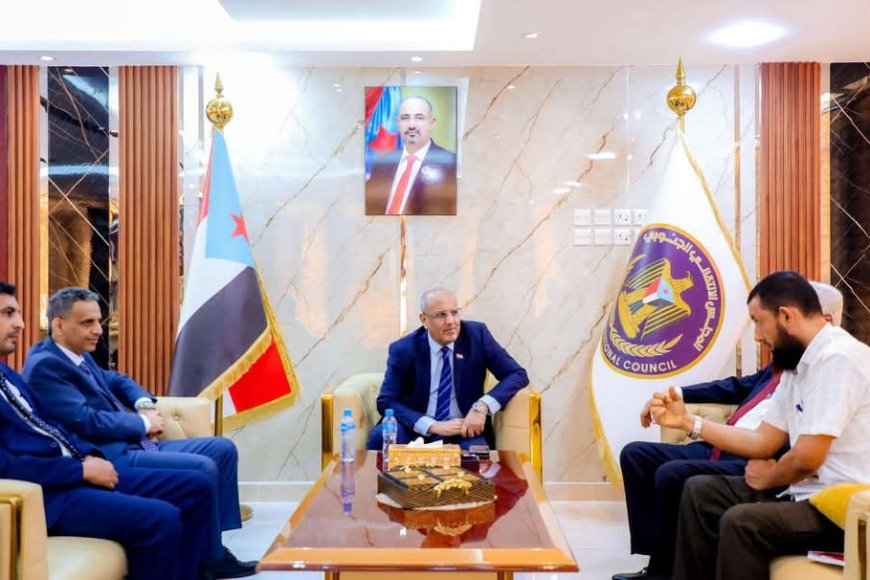 القائم بأعمال رئيس المجلس الانتقالي يلتقي نواب الوزراء المعيّنين حديثًا