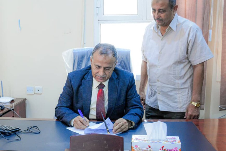 جامعة عدن توقع اتفاقية تعاون مع جامعة دهوك ومذكرة تفاهم مع جامعة الخليل