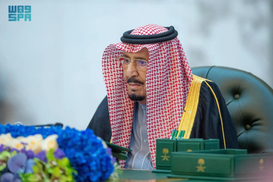 خادم الحرمين يرأس جلسة تاريخية ويعلق على زيارة ترامب ومخرجات القمة (السعودية الأمريكية)