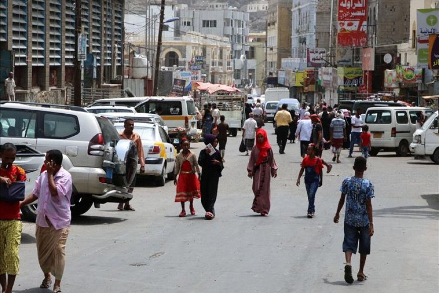 عدت تشهد رطوبة خانقة وأجواء مرهقة