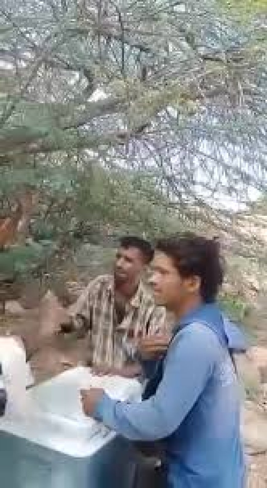 عضو بمجلس الشورى يعلن عن مساهمة مالية لبائع الآيسكريم عقب الاعتداء عليه في حضرموت