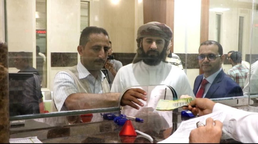 وفاءً للوعد..وزارة الأوقاف والإرشاد تبدأ تسليم المبالغ المستردة لحجاج بلادنا عن موسم 1445هـ
