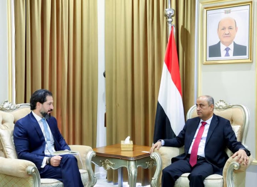 رئيس مجلس الوزراء يستقبل القائم بأعمال سفير الولايات المتحدة الامريكية