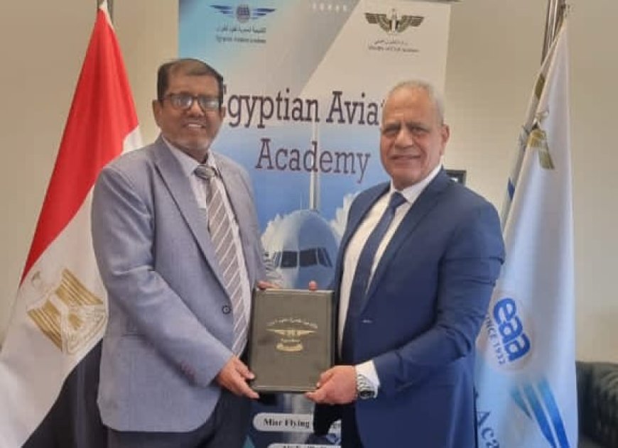 رئيس هيئة الطيران المدني يبحث مع مدير الأكاديمية المصرية لعلوم الطيران تعزيز مجالات التعاون في التدريب والتأهيل